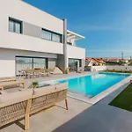 Chill - Signature By Paradise Portugal Villa Santa Barbara (Lisbon)