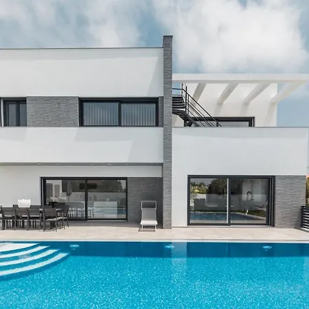 Villa Chill Villa - Luxury Villa With Jacuzzi And Private Swimming Pool Santa Barbara (Lisbon)