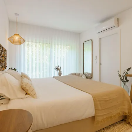 Chill - Signature By Paradise Portugal Santa Barbara (Lisbon)